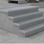 Prefabricated concrete step